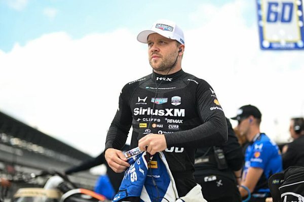 Trénink před kvalifikací zkrátil déšť, nejrychlejší Rosenqvist