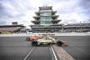 Rosenqvist vyhrál Indy500 s nejtěsnějším finišem v historii