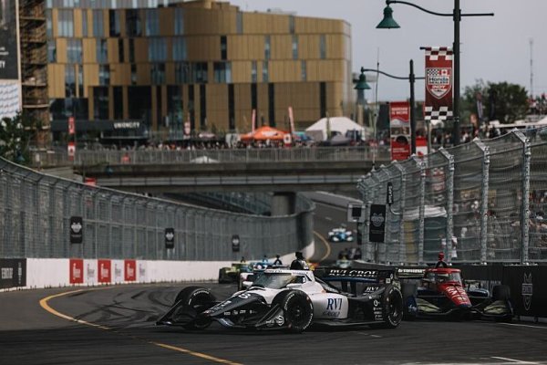Divokou premiéru v Markhamu ovládl Ericsson