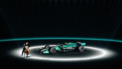 Aston zdržela dostavba tunelu