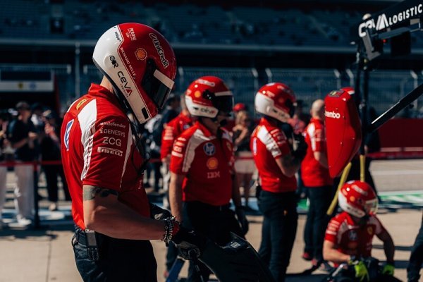 Kam se zas podělo Ferrari?