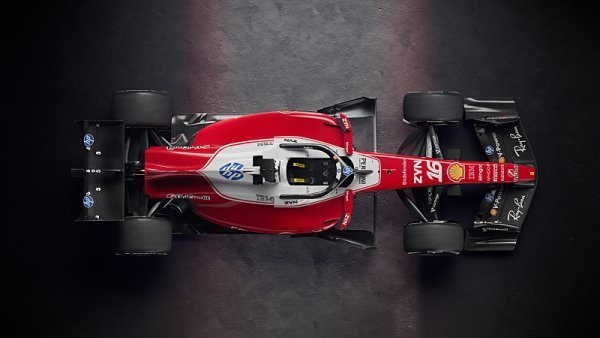Ferrari s novým motorem i palivem