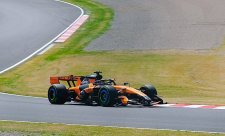 McLaren zůstává za dvěma soupeři