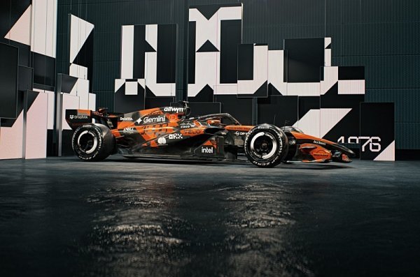 McLaren slaví tisící velkou cenu
