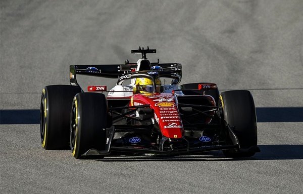 V poslední den zazářilo Ferrari