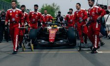 Ferrari není dostatečně červené