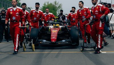 Ferrari není dostatečně červené