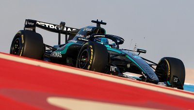 Mercedes opět nejrychlejší