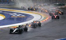 Wolff brání Russella