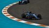 Sainz a Albon podepsali