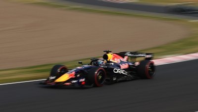 Red Bull ztrácí sekundu na kolo